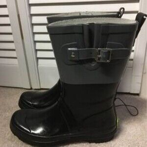 Western chief new women’s rain boot size 8 black & grey